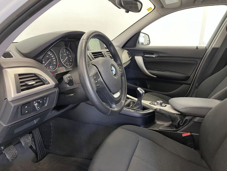 BMW Serie 1 116d foto 15