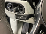 Porsche Macan S miniatura 30