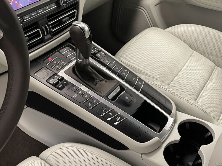 Porsche Macan S foto 36