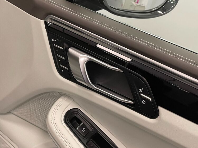 Porsche Macan S foto 40