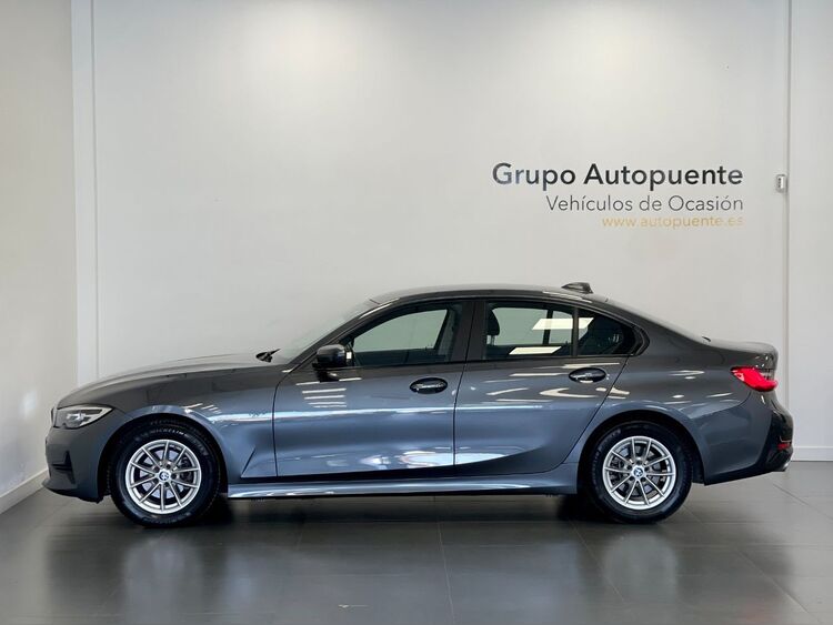 BMW Serie 3 318D foto 6