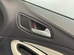 Ford Kuga VIGNALE miniatura 34