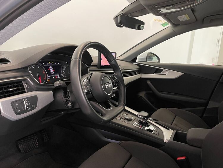 Audi A4 SLINE foto 15