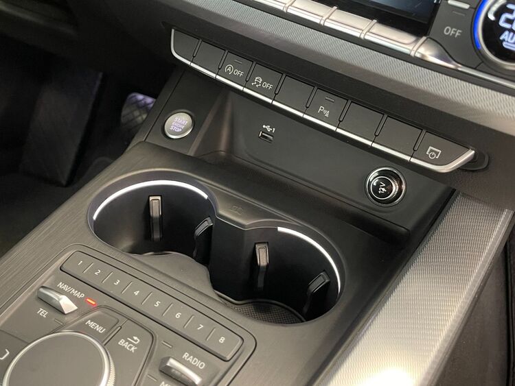 Audi A4 SLINE foto 44