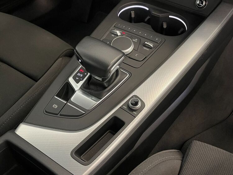 Audi A4 SLINE foto 46