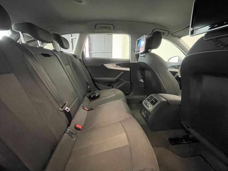 Audi A4 SLINE foto 48
