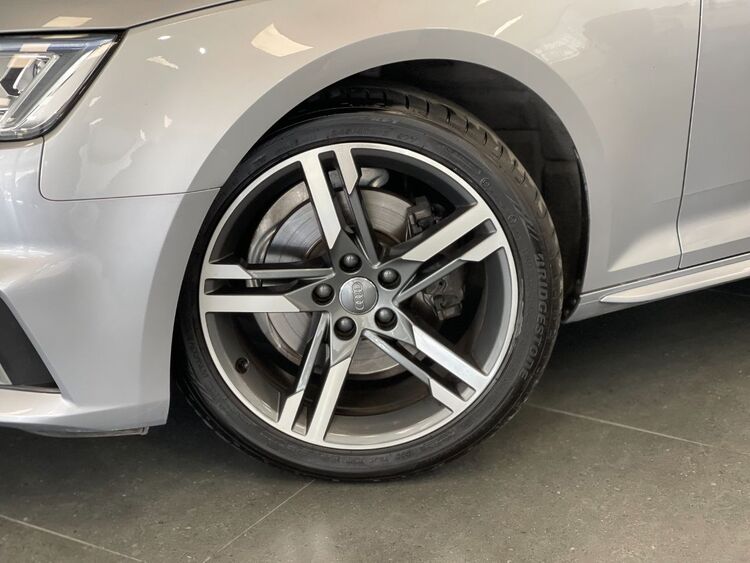 Audi A4 SLINE foto 51
