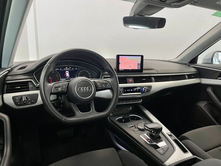 Audi A4 SLINE foto 9