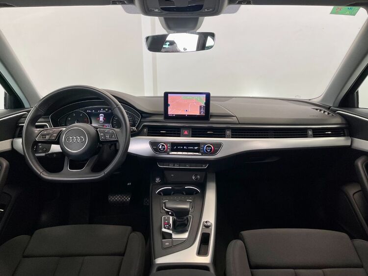 Audi A4 SLINE foto 10