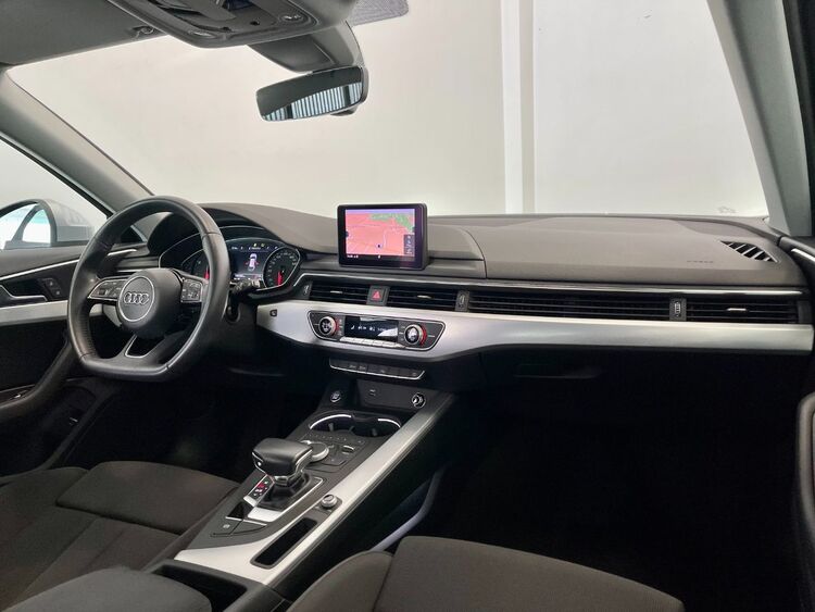 Audi A4 SLINE foto 11