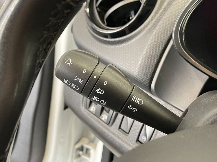 Renault Clio LIMITED foto 20