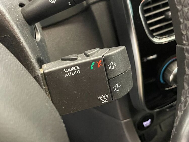 Renault Clio LIMITED foto 22