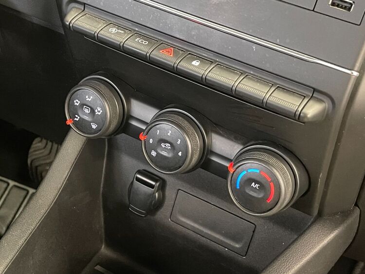 Renault Clio Business foto 32