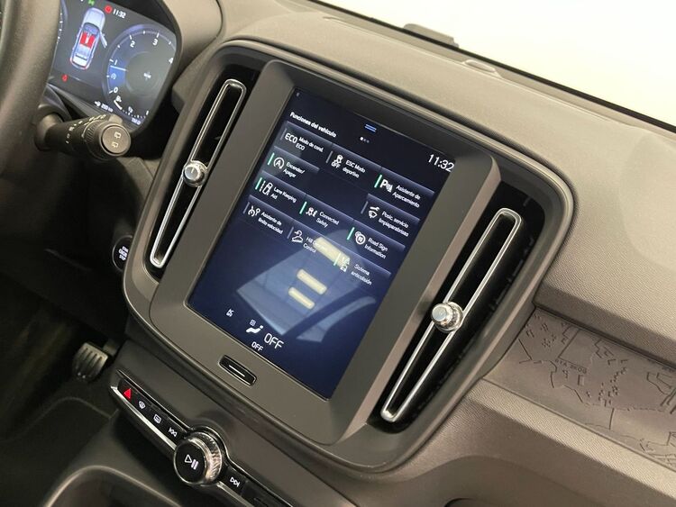 Volvo XC40 D3 foto 39