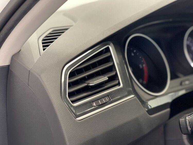 Volkswagen Tiguan ADVANCE foto 16