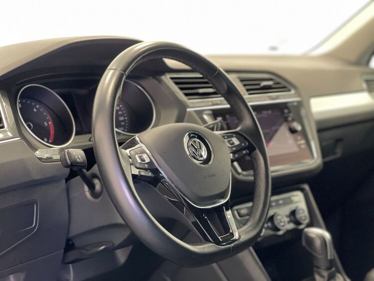 Volkswagen Tiguan ADVANCE foto 19