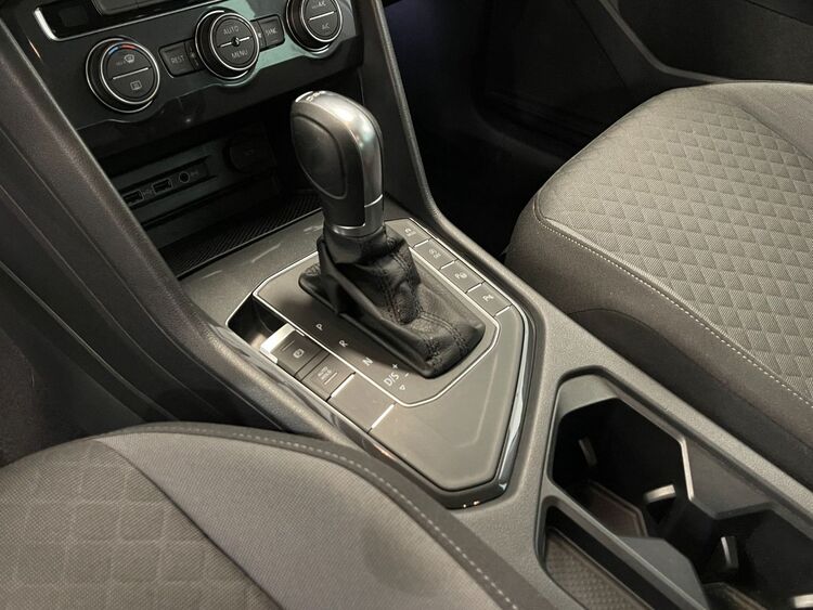 Volkswagen Tiguan ADVANCE foto 26