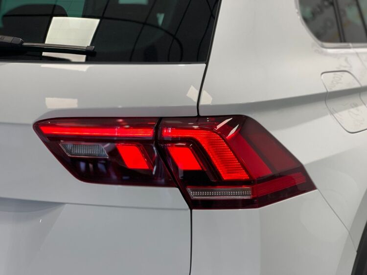 Volkswagen Tiguan ADVANCE foto 46