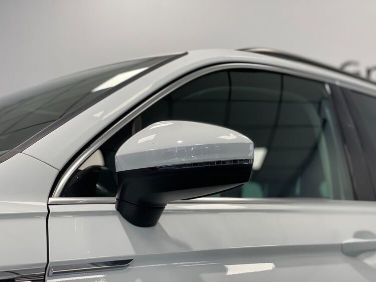 Volkswagen Tiguan ADVANCE foto 54