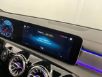 Mercedes CLA AMG miniatura 42