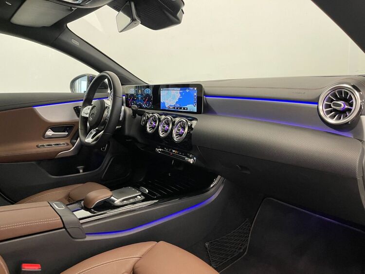 Mercedes CLA AMG foto 13