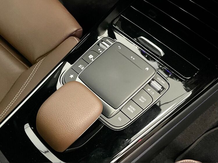 Mercedes CLA AMG foto 45