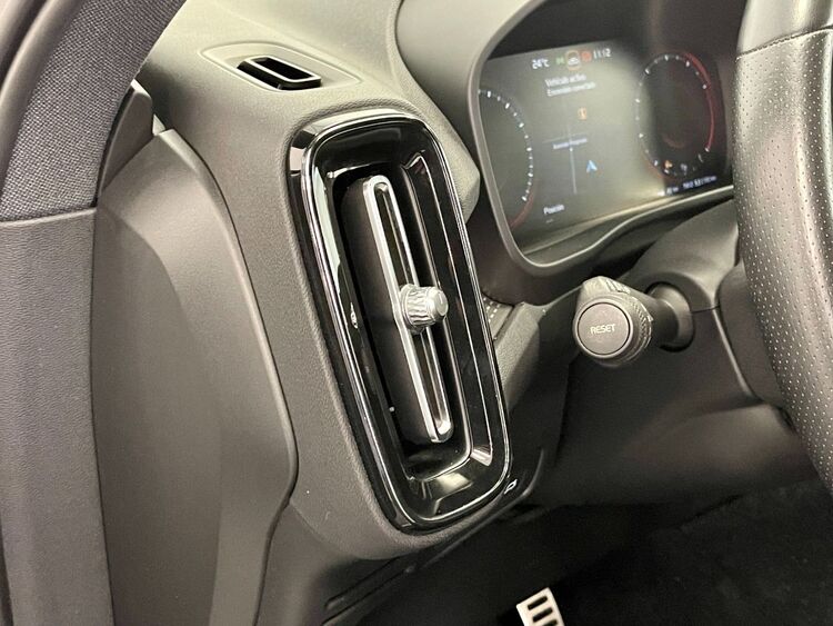 Volvo XC40 R-DESIGN foto 20