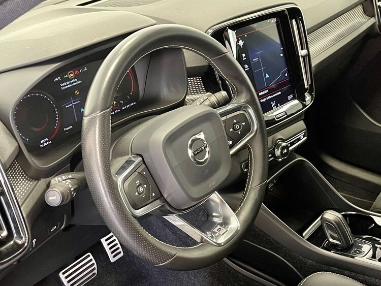 Volvo XC40 R-DESIGN foto 21
