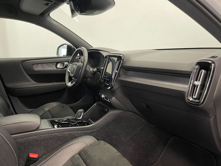 Volvo XC40 R-DESIGN foto 32