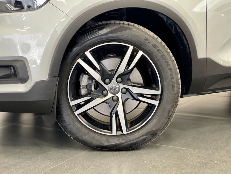 Volvo XC40 R-DESIGN foto 52