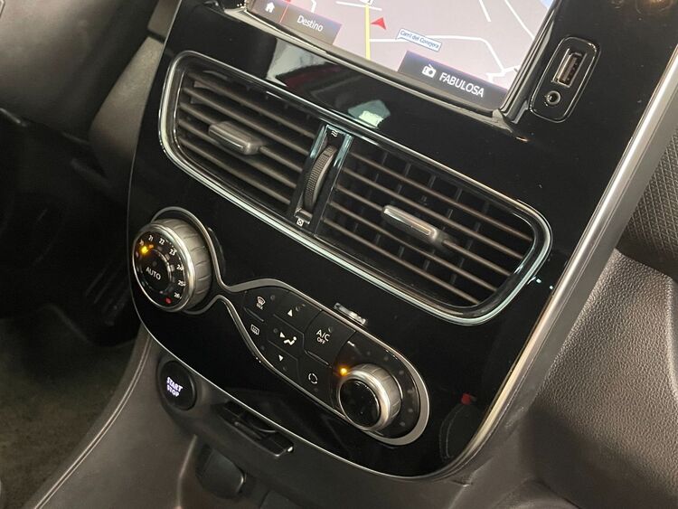 Renault Clio LIMITED foto 39