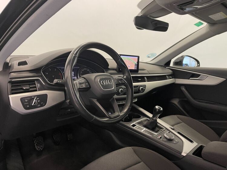 Audi A4 ADVANCED foto 13