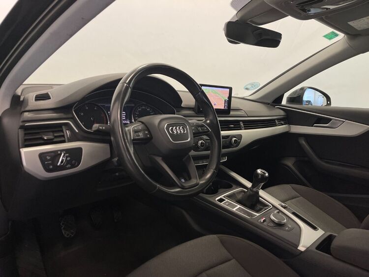 Audi A4 ADVANCED foto 14