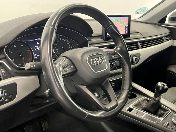 Audi A4 ADVANCED foto 22