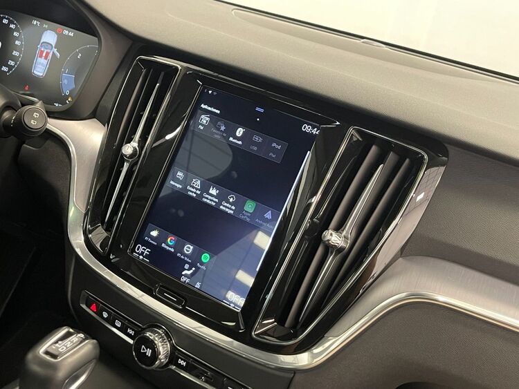 Volvo V60 Cross Country D4 foto 36