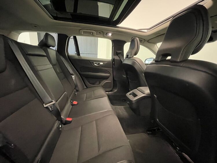 Volvo V60 Cross Country D4 foto 45