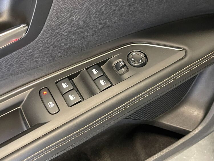 Peugeot 5008 GT LINE foto 16