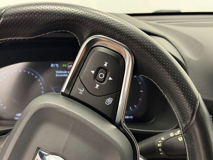 Volvo XC40 R-DESIGN foto 25