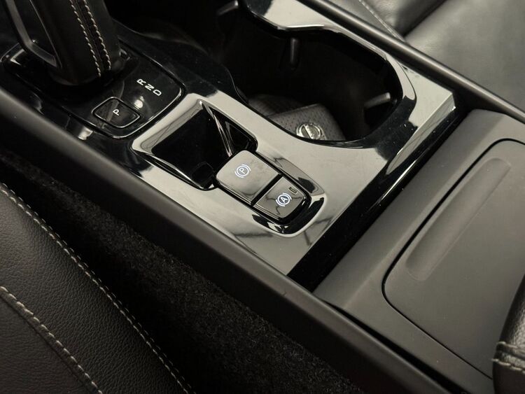 Volvo XC40 R-DESIGN foto 28