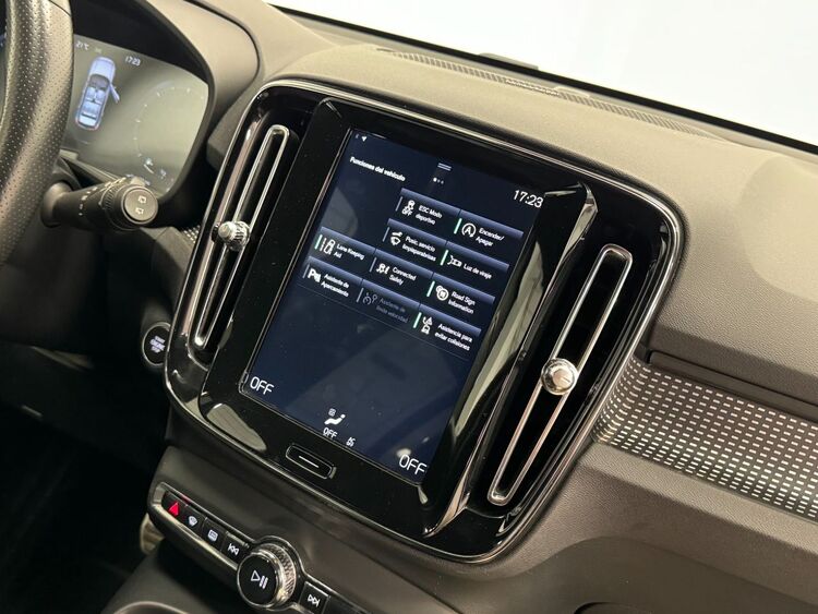Volvo XC40 R-DESIGN foto 35