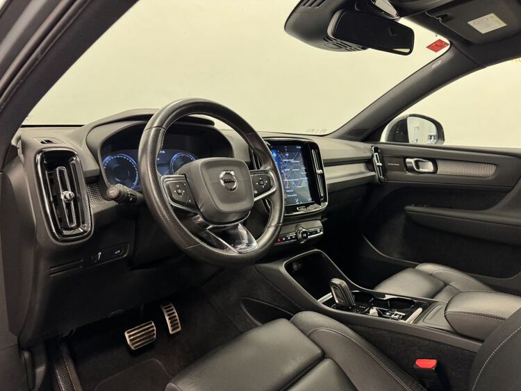 Volvo XC40 R-DESIGN foto 8