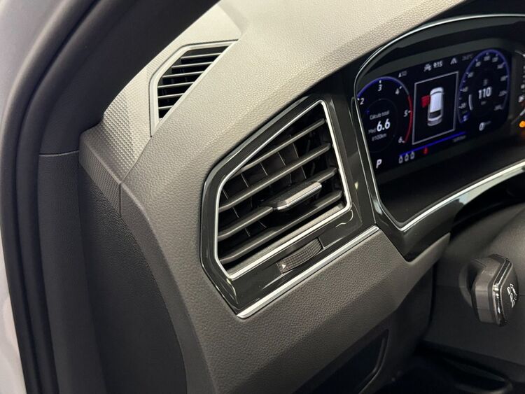 Volkswagen Tiguan R LINE foto 18
