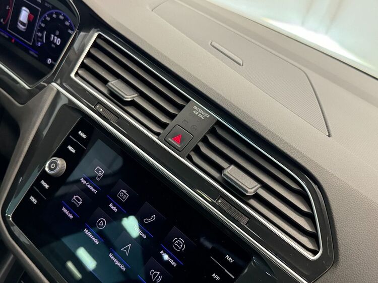 Volkswagen Tiguan R LINE foto 39