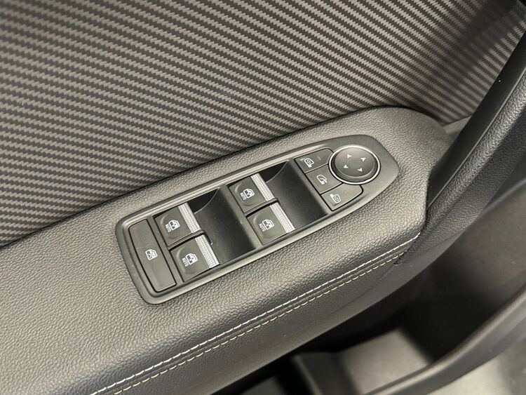 Renault Captur E-TECH ENGINEERED foto 16
