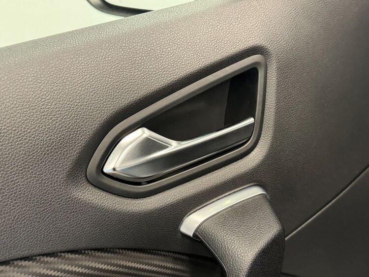 Renault Captur E-TECH ENGINEERED foto 18