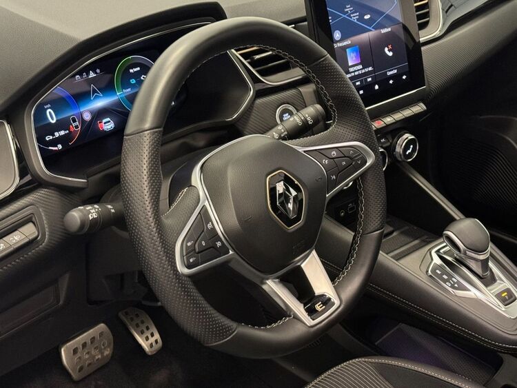 Renault Captur E-TECH ENGINEERED foto 21