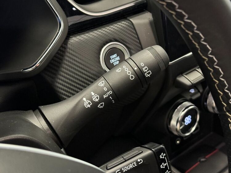 Renault Captur E-TECH ENGINEERED foto 24