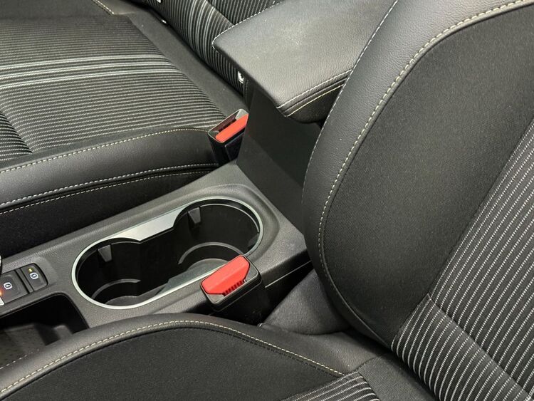Renault Captur E-TECH ENGINEERED foto 28