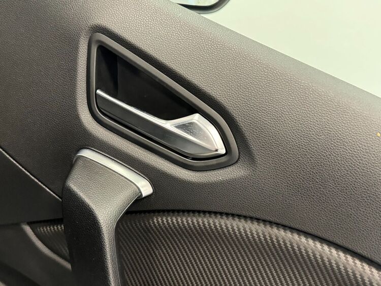 Renault Captur E-TECH ENGINEERED foto 35