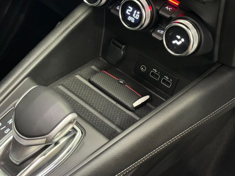 Renault Captur E-TECH ENGINEERED foto 46